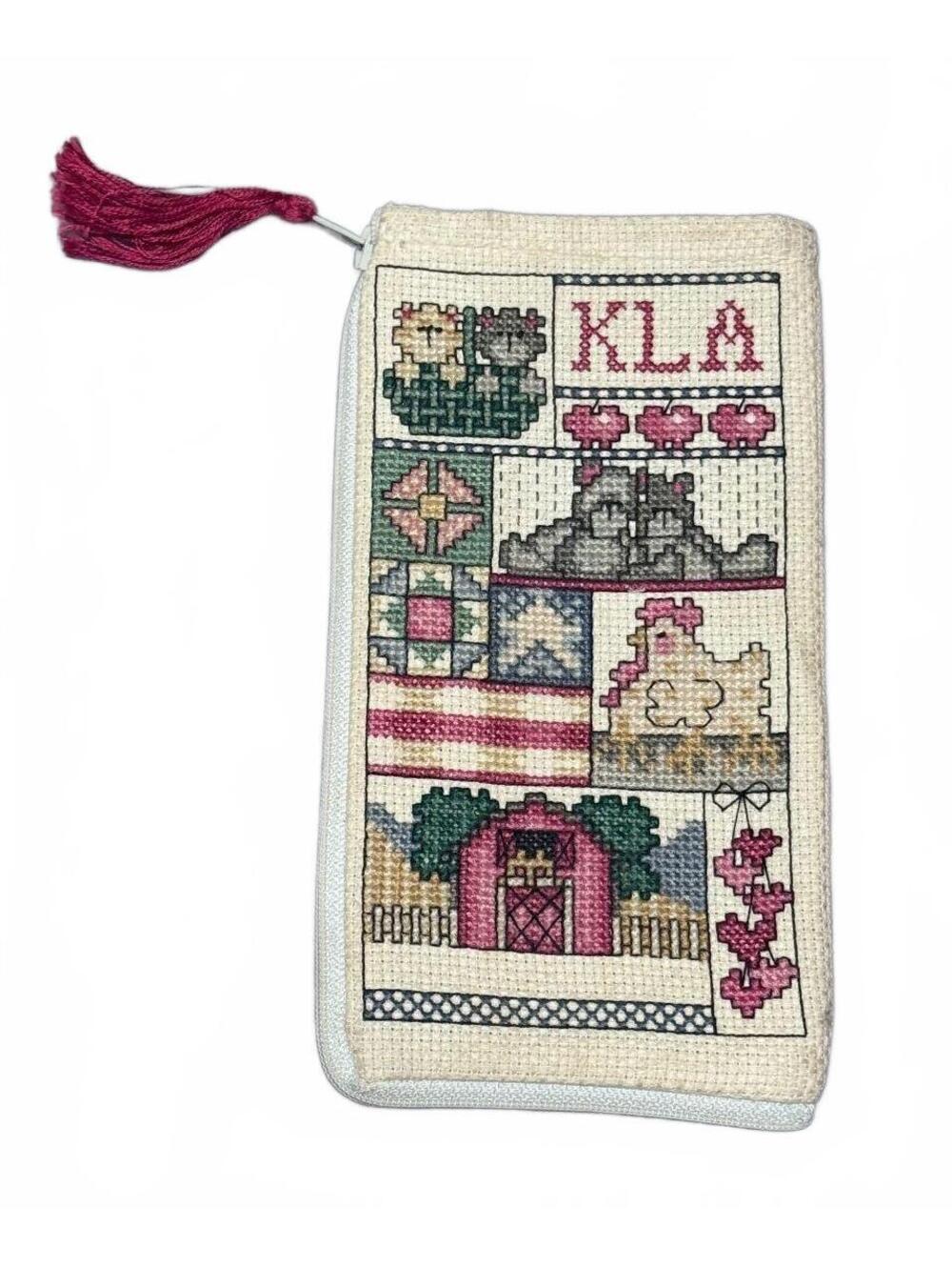 Vintage Needlepoint Eyeglass/Phone Case Cottagecore Chicken Farmhouse 7"Hx3.5"W